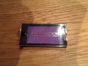 Makeup revolution purple heaven eyeshadow